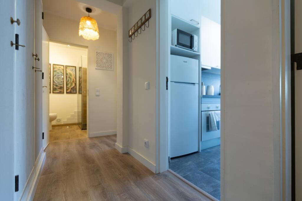 Apartment Beachome4u4 / Carcavelos *
