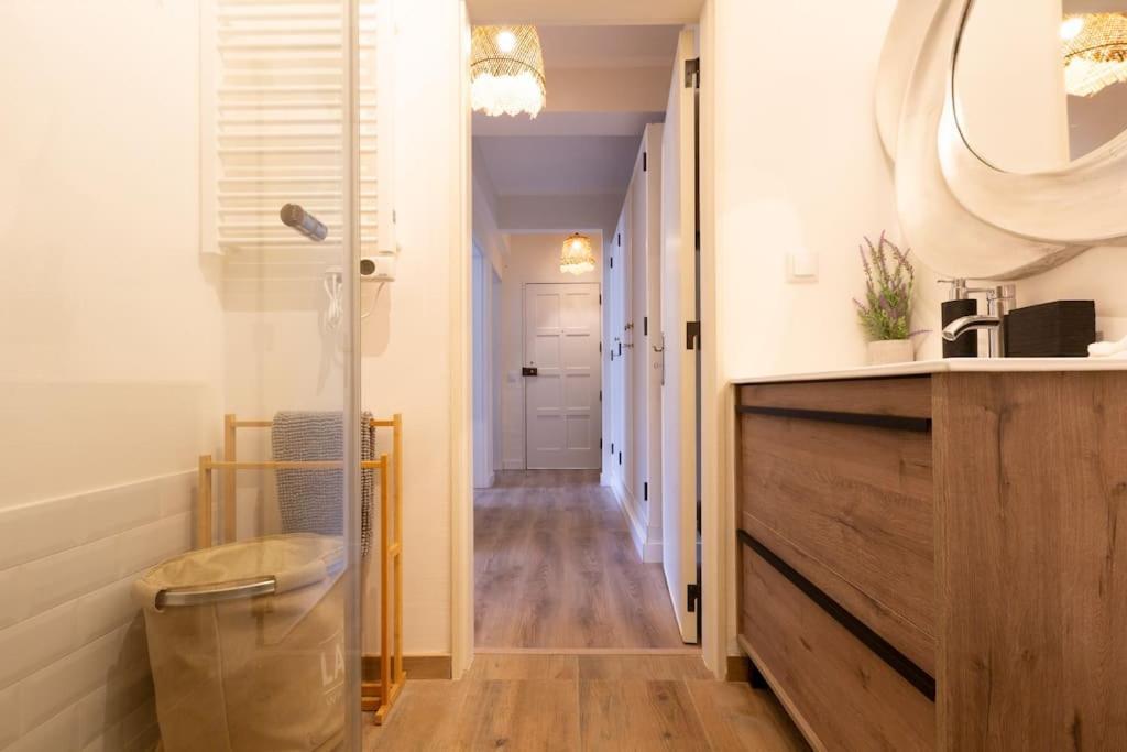 Beachome4u4 / Carcavelos * Parede