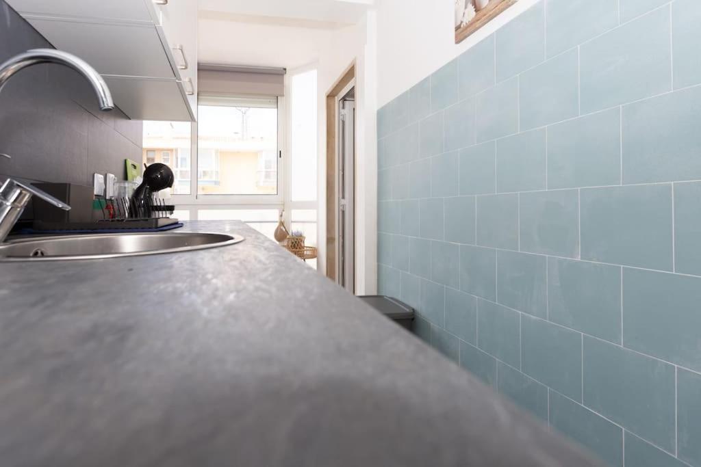 Apartment Beachome4u4 / Carcavelos